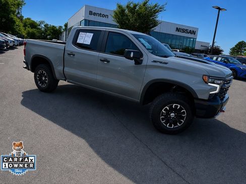 Used 2023 Chevrolet Silverado 1500 ZR2 w/ Technology Package AWD/4WD image 33