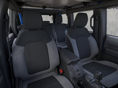 New 2025 Ford Bronco 4-Door image 10