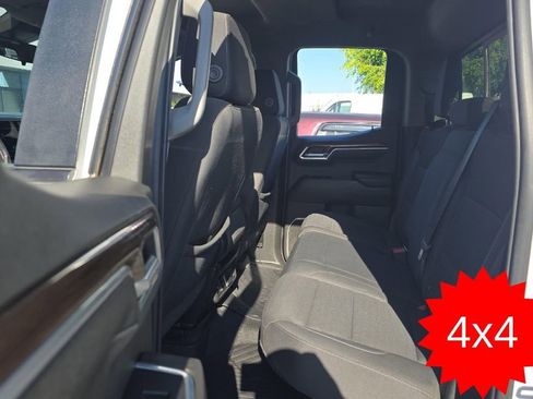 Used 2022 Chevrolet Silverado 1500 LT image 14