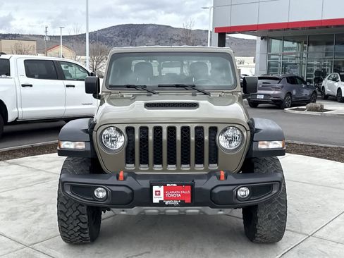 Used 2020 Jeep Gladiator Mojave w/ Cold Weather Group image 3
