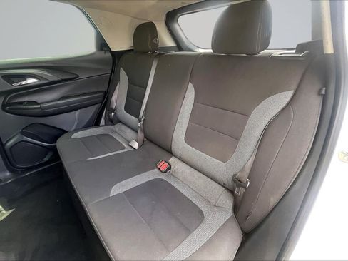 Used 2022 Chevrolet TrailBlazer LT w/ Confidence II Package FWD image 26