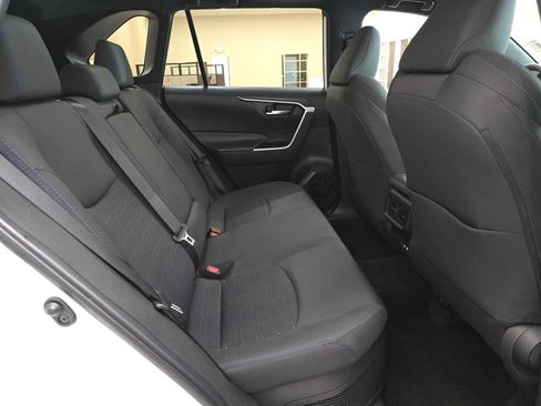 Certified 2024 Toyota RAV4 SE w/ Convenience Package AWD/4WD image 26