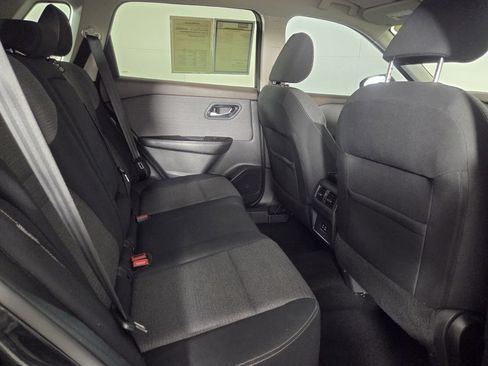 Used 2021 Nissan Rogue SV FWD image 29