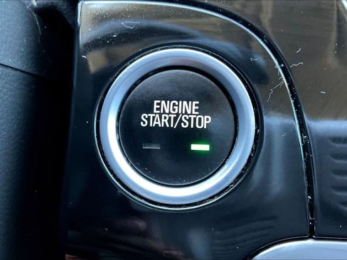 Used 2019 Buick Encore Preferred image 32