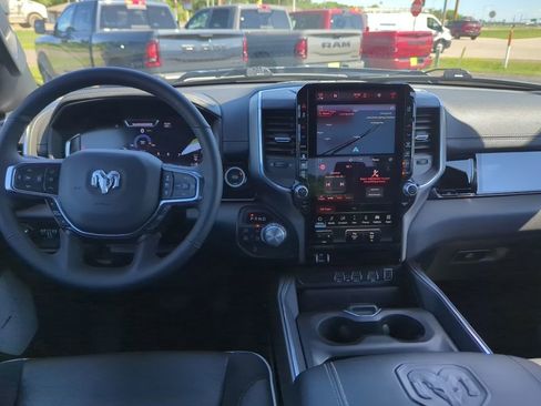 Used 2025 RAM 1500 Laramie w/ Night Edition AWD/4WD image 39