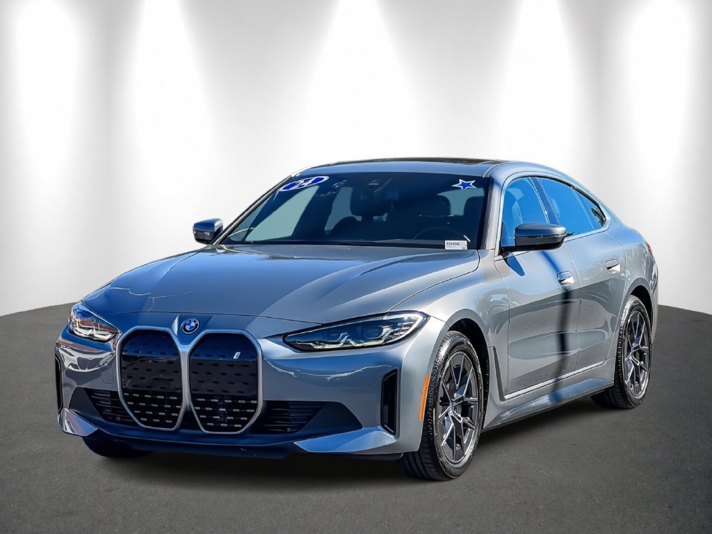 Certified 2024 BMW i4 eDrive35 w/ Convenience Package RWD image 3
