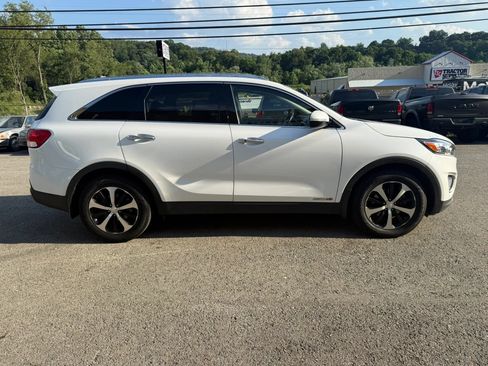 Used 2017 Kia Sorento EX w/ EX Advanced Touring Package AWD/4WD image 4