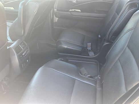 Used 2016 Honda Pilot Elite image 19