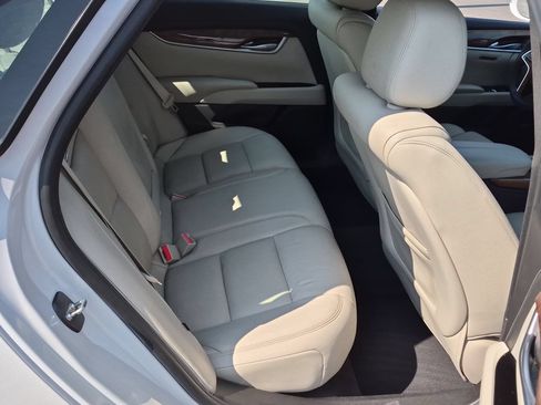 Certified 2018 Cadillac XTS Luxury FWD image 25