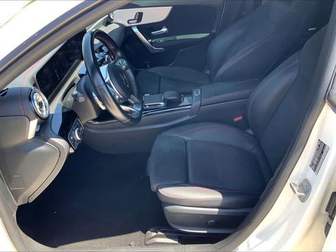Used 2023 Mercedes-Benz CLA 250 image 8