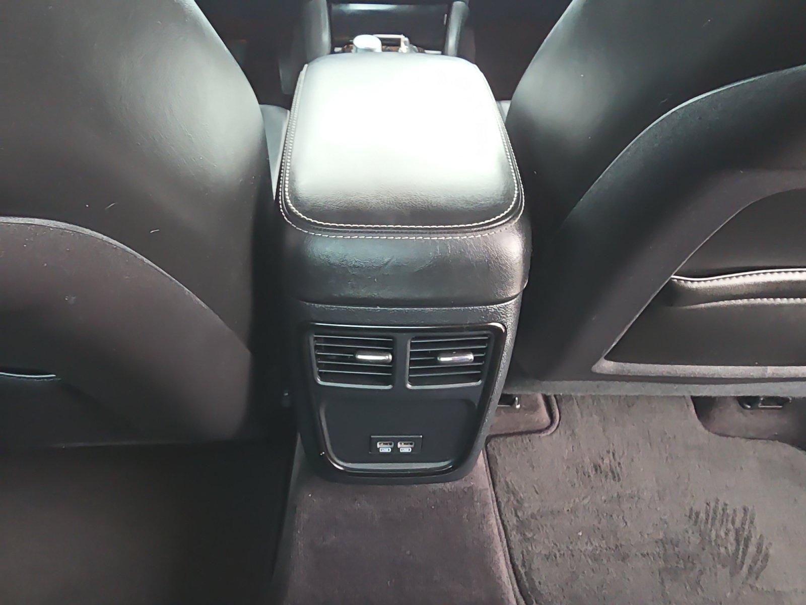 Used 2017 Chrysler 300 S w/ S Model Appearance Package RWD image 12