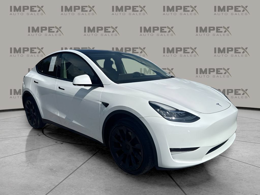 Used 2022 Tesla Model Y Long Range AWD/4WD image 7