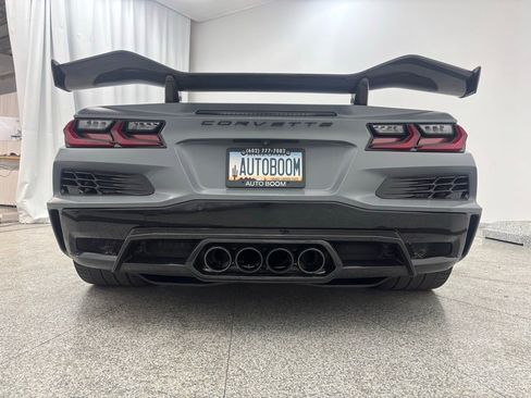 Used 2024 Chevrolet Corvette Z06 w/ Stealth Interior Trim Package image 35