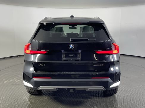 Used 2027 BMW X1 xDrive28i AWD/4WD image 6