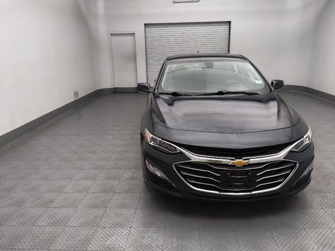 Used 2019 Chevrolet Malibu Premier FWD image 14