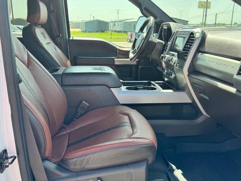 Used 2020 Ford F250 King Ranch w/ King Ranch Ultimate Package AWD/4WD image 12