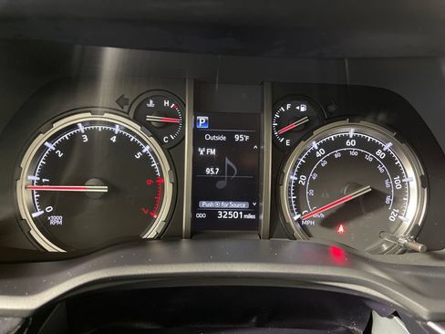 Certified 2023 Toyota 4Runner TRD Off-Road Premium w/ Off Road Premium Plus Package AWD/4WD image 18