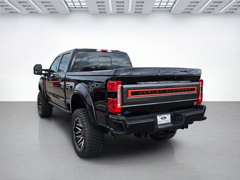 New 2026 Ford F250 Lariat w/ Black Appearance Package AWD/4WD image 7
