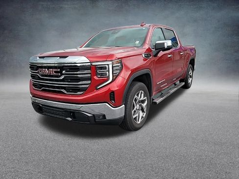 Used 2024 GMC Sierra 1500 SLT w/ SLT Convenience Package AWD/4WD image 2