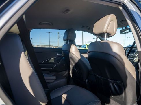 Used 2016 Hyundai Santa Fe Limited image 14