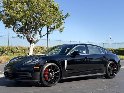 Used 2018 Porsche Panamera 4S Executive AWD/4WD image 2