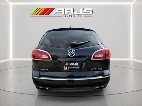 Used 2016 Buick Enclave Leather w/ Trailering Package image 3