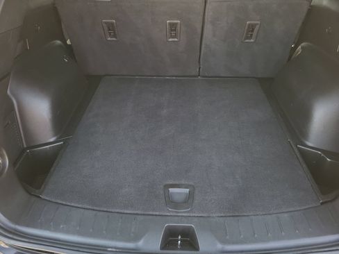 Used 2023 Chevrolet Blazer LT FWD image 24