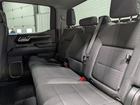 Used 2025 GMC Sierra 1500 Elevation image 15