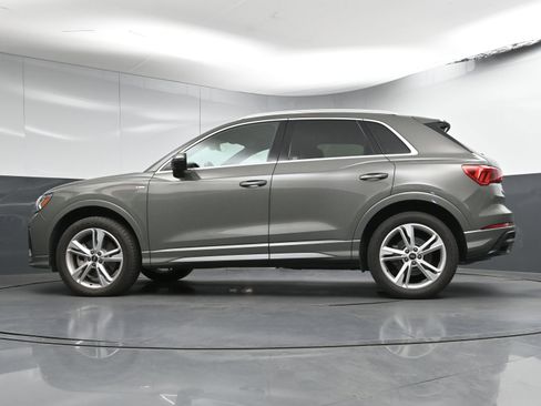 Used 2022 Audi Q3 2.0T Premium Plus image 31