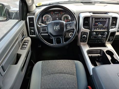 Used 2019 RAM 1500 Big Horn AWD/4WD image 12