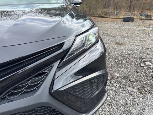 Used 2023 Toyota Camry SE w/ Cold Weather Package image 3