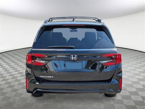 New 2026 Honda Odyssey EX-L image 4