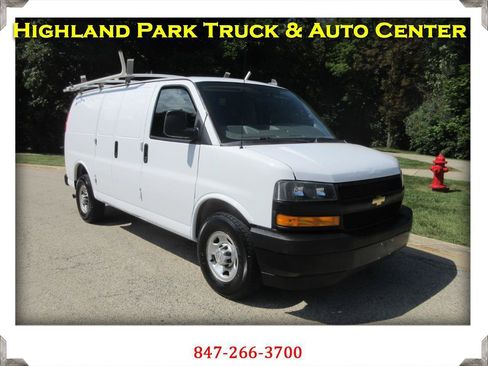 Used 2019 Chevrolet Express 2500 w/ Driver Convenience Package RWD image 1