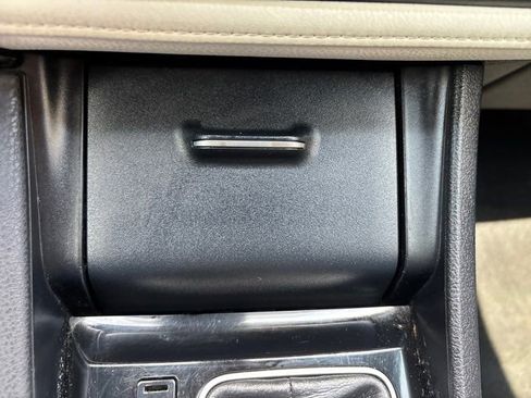 Used 2018 Toyota Corolla iM image 30