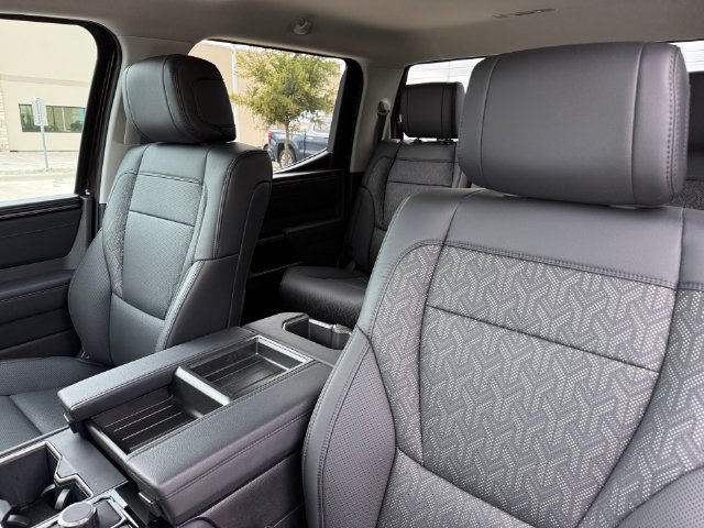 Used 2024 Toyota Tundra Limited w/ Power Package AWD/4WD image 11