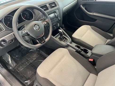 Used 2017 Volkswagen Jetta S FWD image 11