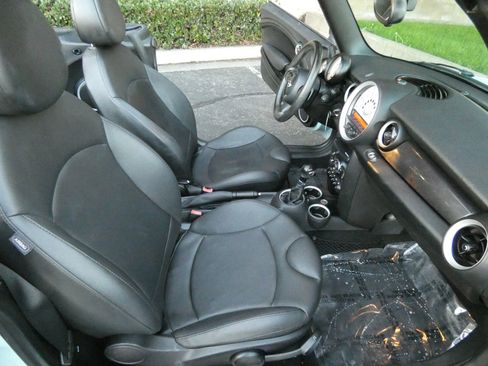 Used 2014 MINI Cooper S image 27