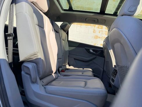 Used 2021 Audi Q7 3.0T Premium Plus w/ Premium Plus Package image 13
