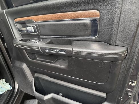 Used 2017 RAM 2500 Laramie w/ Sport Appearance Group AWD/4WD image 48