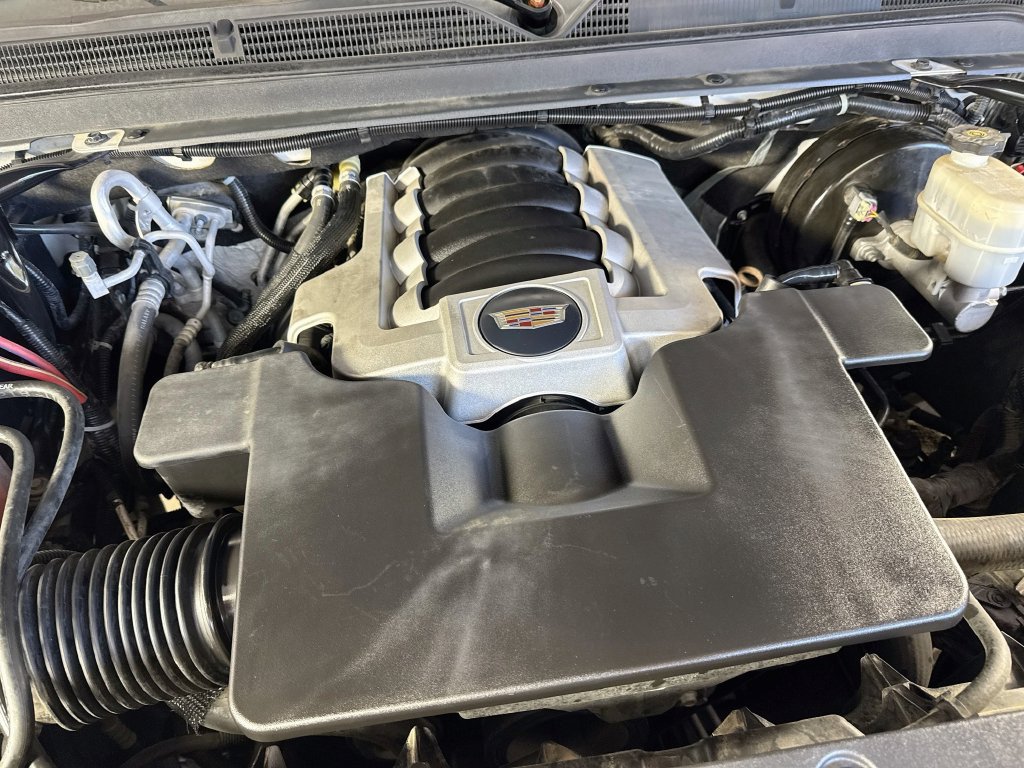 Used 2019 Cadillac Escalade ESV Platinum RWD image 41