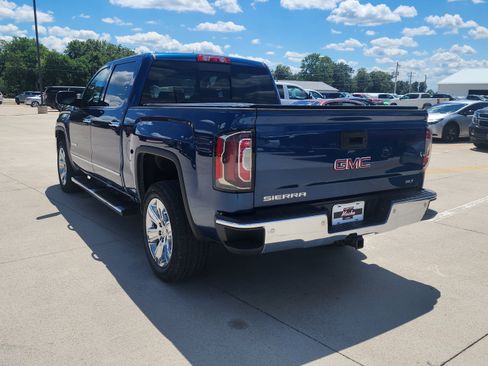 Used 2018 GMC Sierra 1500 SLT AWD/4WD image 7