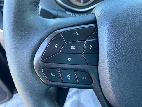 Used 2023 Jeep Cherokee Trailhawk AWD/4WD image 19