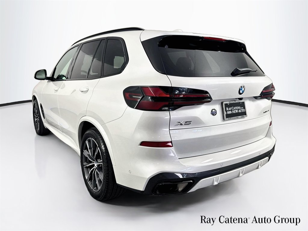 Used 2026 BMW X5 xDrive40i w/ M Sport Package AWD/4WD image 5