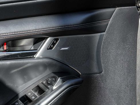 Used 2019 MAZDA MAZDA3 Sedan w/ Preferred Package image 43