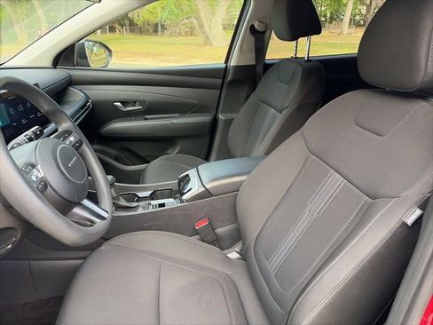 Used 2025 Hyundai Tucson SEL FWD image 10