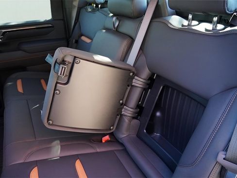 New 2026 GMC Sierra 2500 AT4 w/ AT4 Premium Plus Package image 22