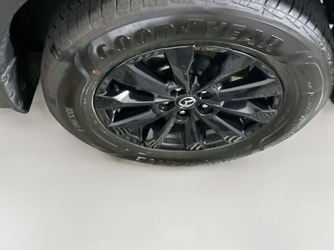 Used 2026 MAZDA CX-50 AWD 2.5 S w/ Preferred Pkg image 11