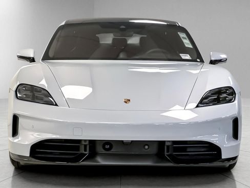 New 2025 Porsche Taycan GTS AWD/4WD image 11