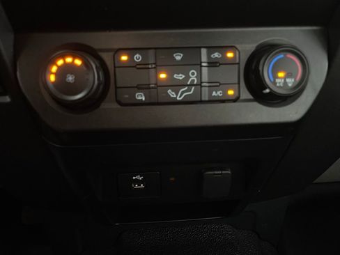 Used 2022 Ford F350 XL w/ Power Equipment Group AWD/4WD image 39