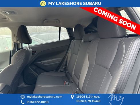 Used 2025 Subaru Crosstrek 2.0i Premium image 12